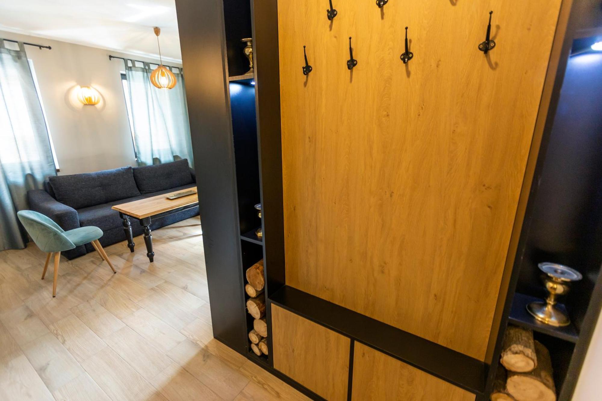 Apartment Jahorinski Izlog